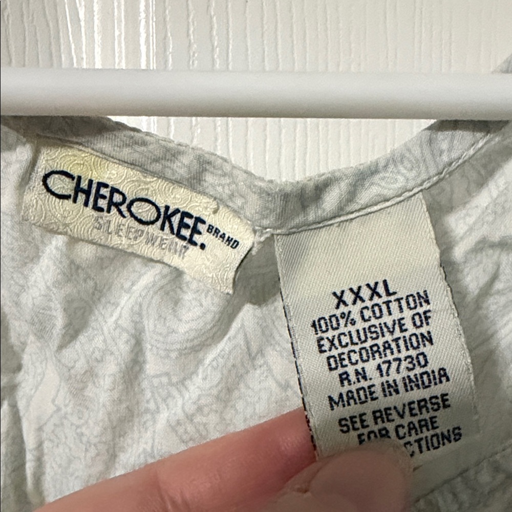 Cherokee Sage Green Cotton Tee with V-Neck Label - Picture 2 of 3